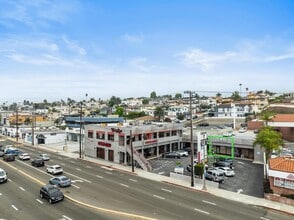 1200 Pacific Coast Hwy, Hermosa Beach, CA à louer Photo de l’immeuble– Image 1 sur 1