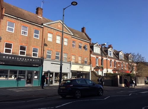 168 Upper Richmond Rd W, Londres à louer - Photo principale – Image 1 sur 2