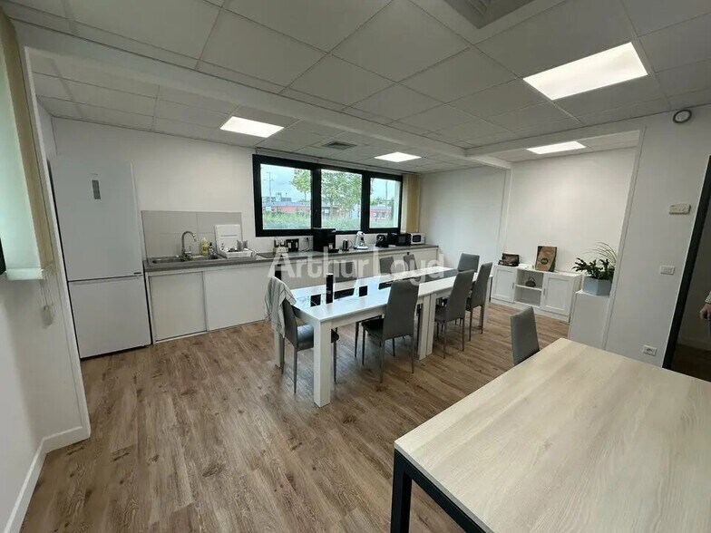 Bureau dans Reims à louer - Photo intérieure – Image 3 sur 7