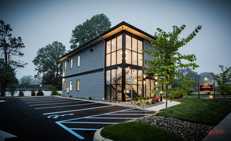 91 Apple St, Tinton Falls, NJ à louer Photo de l’immeuble– Image 1 sur 2