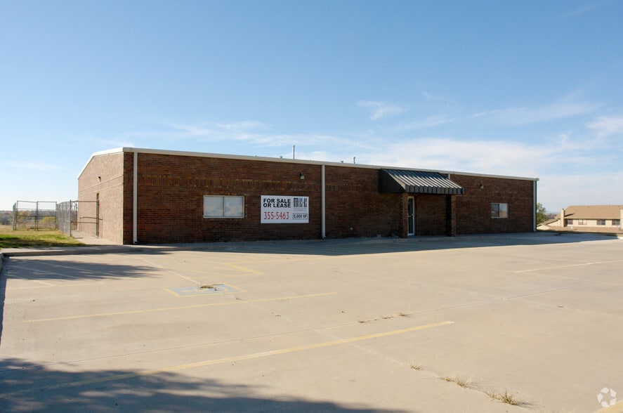 502 NE Flower Mound Rd, Lawton, OK à vendre - Photo principale – Image 1 sur 2