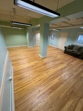 73 Main St, Brattleboro, VT à louer Photo intérieure– Image 2 sur 4