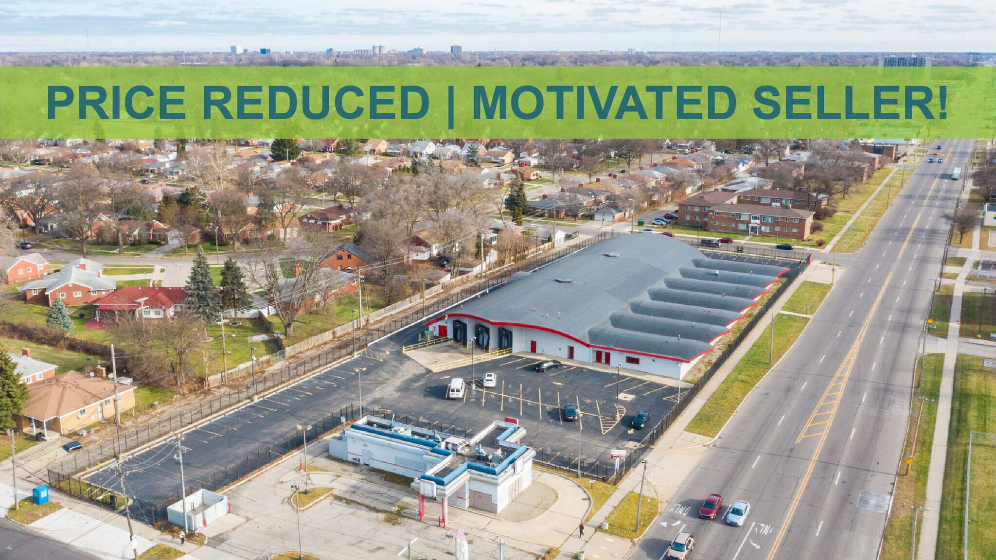 21630 W 7 Mile Rd, Detroit, MI à vendre Photo principale– Image 1 sur 12