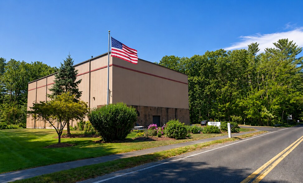 928 Main St, Acton, MA à vendre - Photo de l’immeuble – Image 1 sur 5
