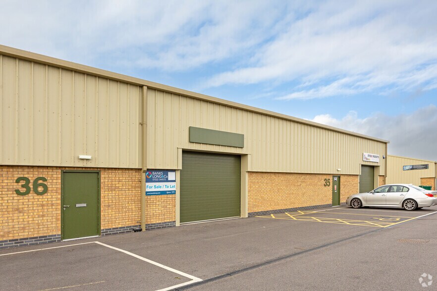 Skellingthorpe Rd, Saxilby à vendre - Photo de l’immeuble – Image 3 sur 3