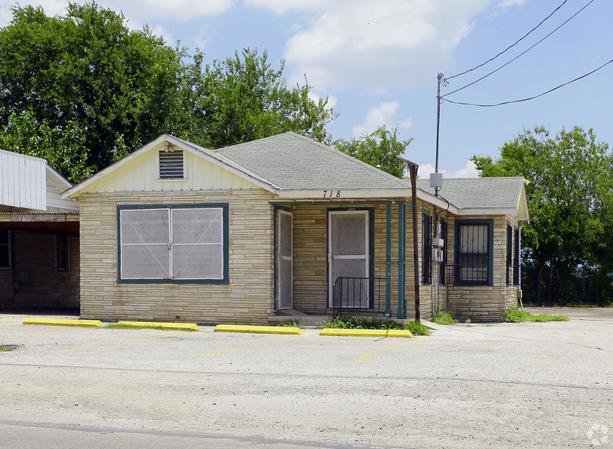 718 Bynum St, San Antonio, TX à louer Photo principale– Image 1 sur 3