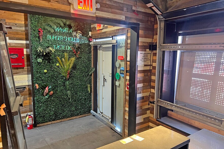 1224 Randolph Rd, Detroit, MI à vendre - Photo de l’immeuble – Image 3 sur 6