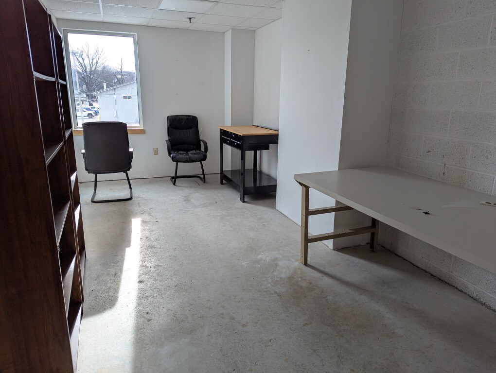 633 Napoleon St, Johnstown, PA à louer Photo intérieure– Image 1 sur 2