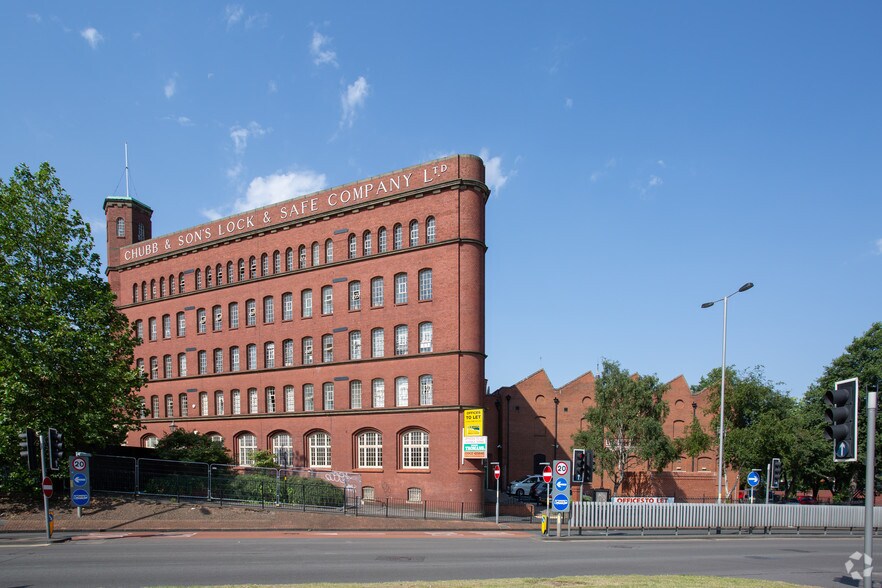 Fryer St, Wolverhampton à louer - Photo principale – Image 1 sur 3
