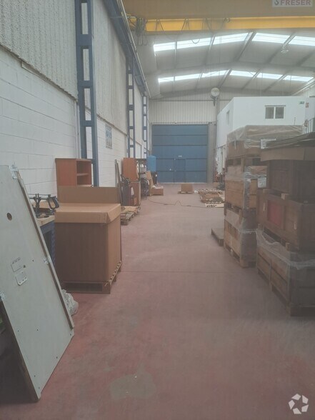 Industriel/Logistique dans Camarma de Esteruelas, Madrid à louer - Photo de l’immeuble – Image 3 sur 11