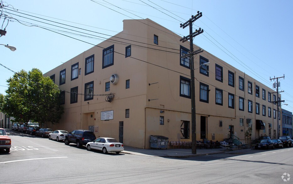 2901 Mariposa St, San Francisco, CA à louer - Photo de l’immeuble – Image 2 sur 8
