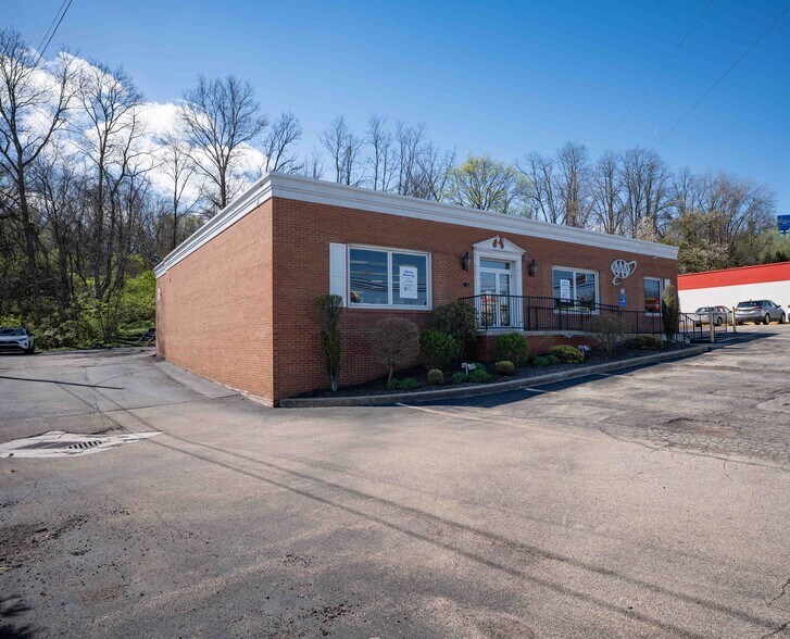 196 Murtland Ave, Washington, PA à vendre - Photo de l’immeuble – Image 2 sur 7