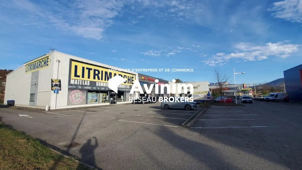 Local commercial dans Epagny Metz-Tessy à louer - Photo de l’immeuble – Image 1 sur 1