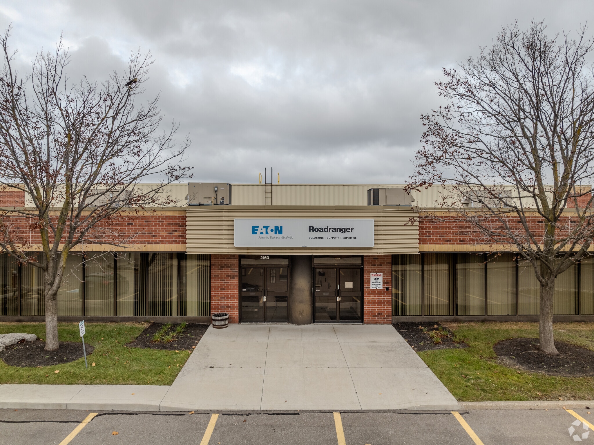 2160 Williams Pky, Brampton, ON à louer Photo principale– Image 1 sur 3