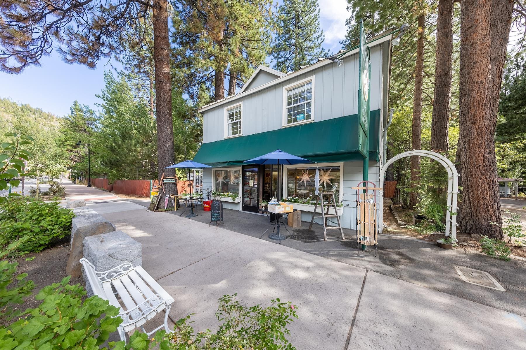 8710 N Lake Blvd, Kings Beach, CA à vendre Photo de l’immeuble– Image 1 sur 16