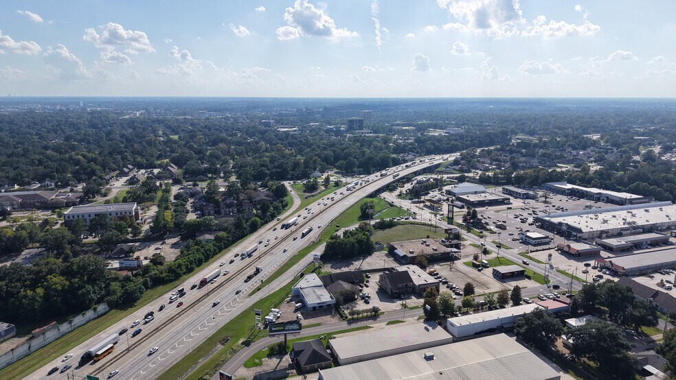 8976 Interline Ave, Baton Rouge, LA à louer - Photo de l’immeuble – Image 3 sur 6