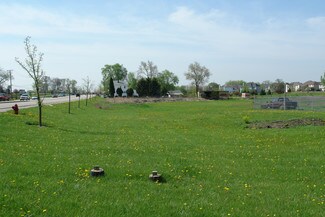 Plus de détails pour SWC Eola & Liberty Rd, Aurora, IL - Terrain à vendre