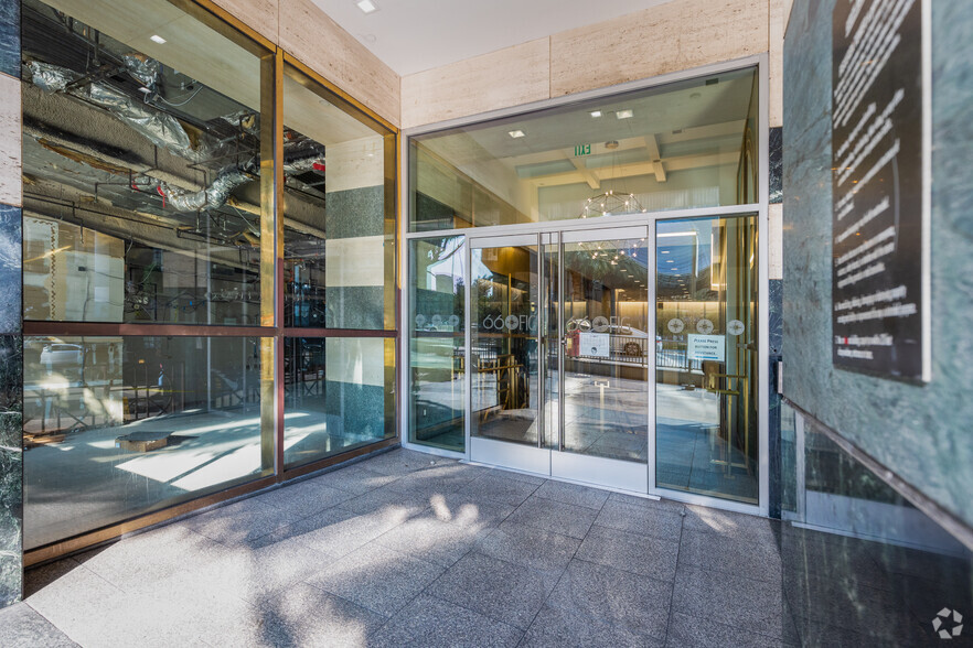 660 S Figueroa St, Los Angeles, CA à louer - Photo de l’immeuble – Image 3 sur 5