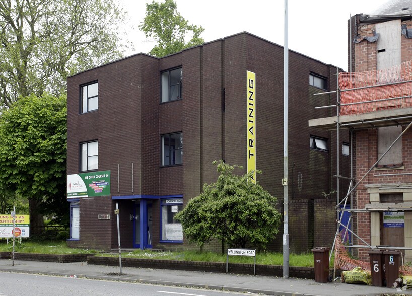 2 Wellington Rd, Bilston à louer - Photo principale – Image 1 sur 4