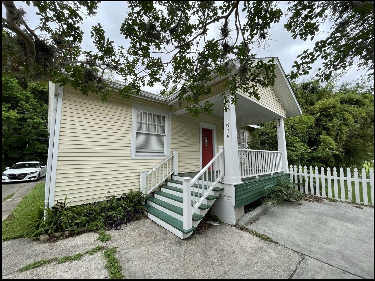 638 Penalver St, Baton Rouge, LA à vendre Photo de l’immeuble– Image 1 sur 4