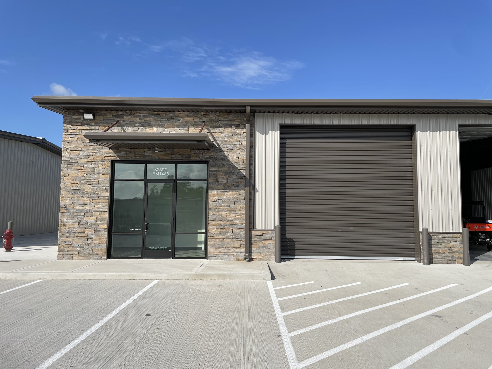 8265 FM 1488 Rd, Magnolia, TX à louer Photo de l’immeuble– Image 1 sur 11