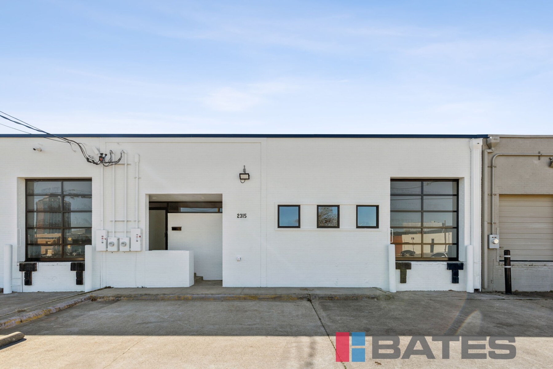 2315 Farrington St, Dallas, TX à louer Photo de l’immeuble– Image 1 sur 12
