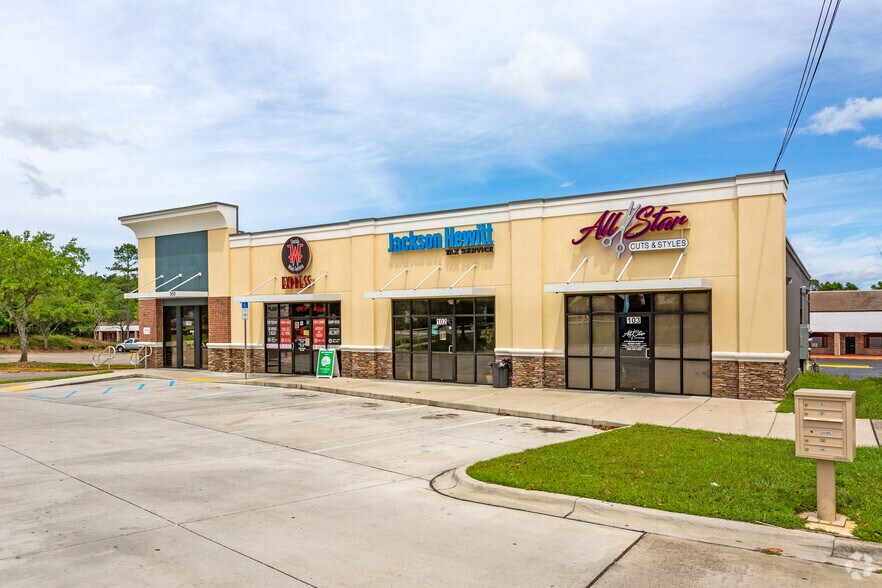 950 W Tharpe St, Tallahassee, FL à louer - Photo de l’immeuble – Image 2 sur 6