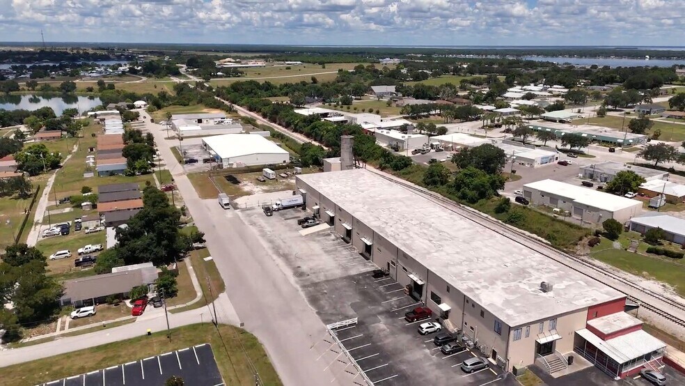 110 W Interlake Blvd, Lake Placid, FL à louer - Vidéo sur l’annonce professionnelle – Image 2 sur 34
