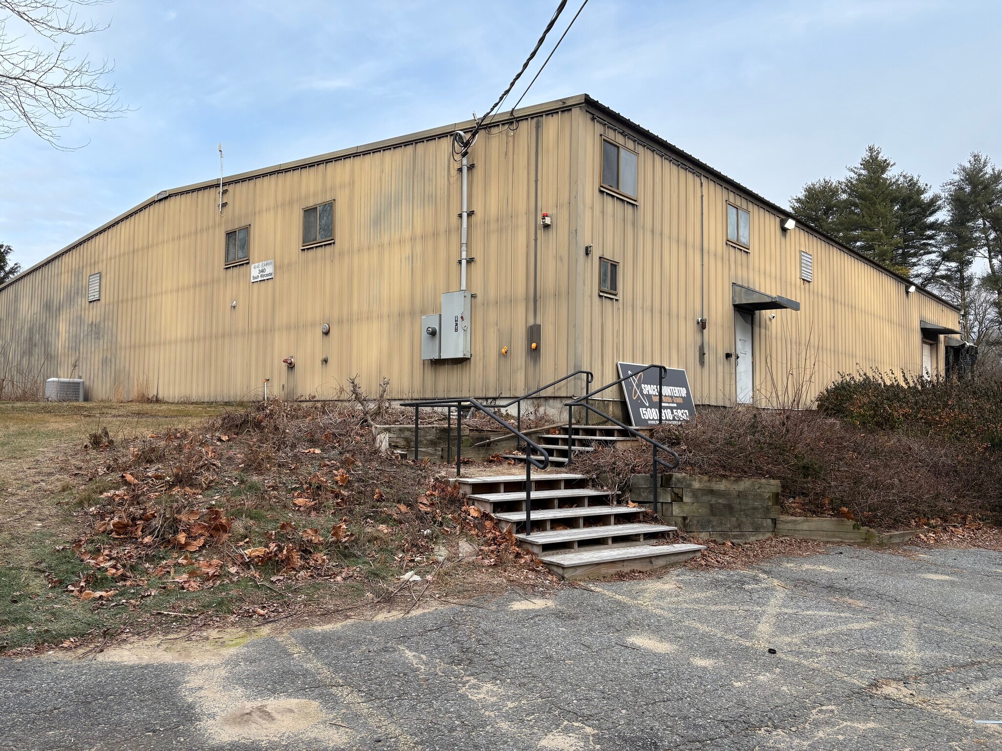 340 S Worcester St, Norton, MA à vendre Photo principale– Image 1 sur 11