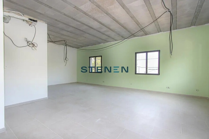 Bureau dans Rousset à louer - Photo intérieure – Image 3 sur 7