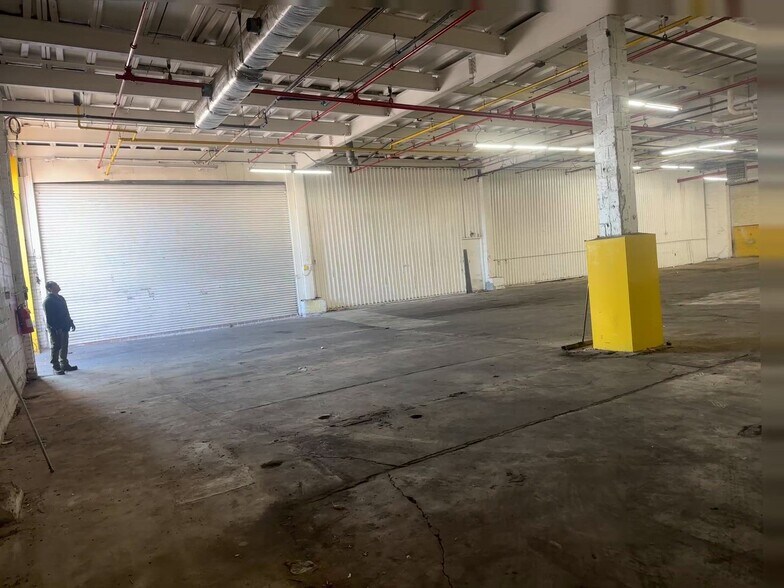 656 Montauk Ave, Brooklyn, NY à louer - Vidéo sur l’annonce professionnelle – Image 2 sur 16