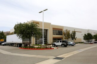 Plus de détails pour 21398 Harvill Ave, Perris, CA - Industriel/Logistique à louer