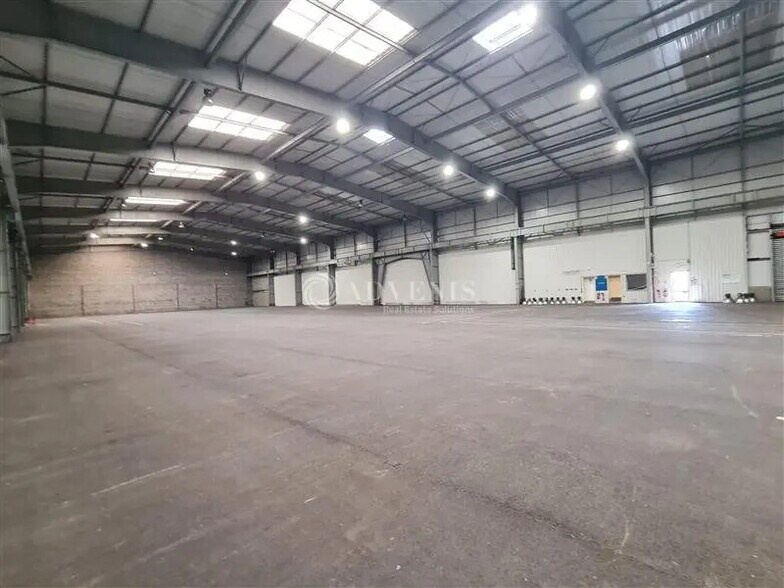 Local d'activités dans Ploufragan à vendre - Photo intérieure – Image 1 sur 6