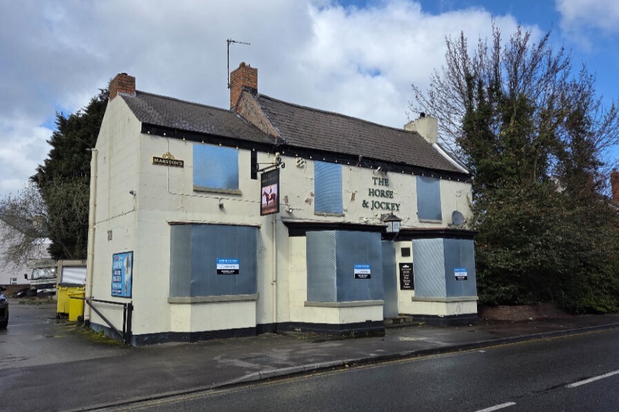 33 Walsall Rd, Wednesbury à vendre Photo principale– Image 1 sur 9