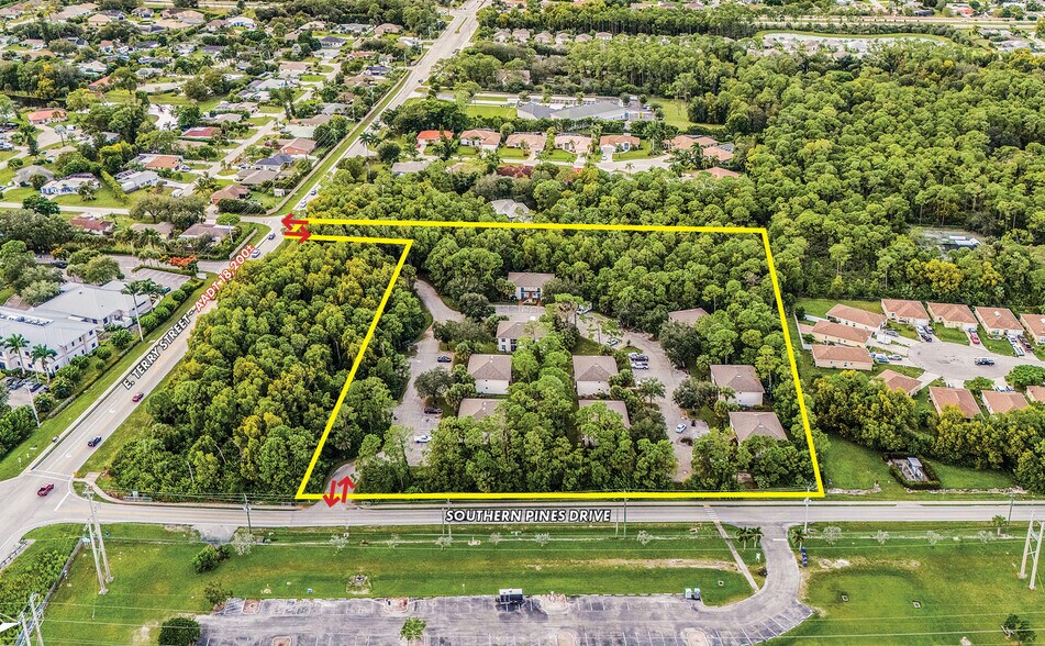 11900-11971 Palm Bay Ct, Bonita Springs, FL à vendre - Aérien – Image 2 sur 14