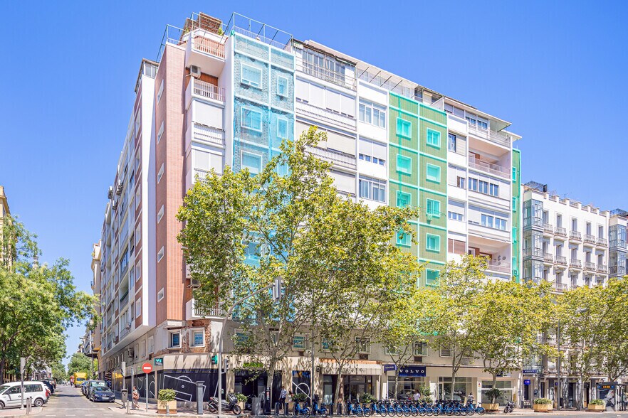 Calle de Goya, 99, Madrid, Madrid à louer - Photo de l’immeuble – Image 2 sur 4
