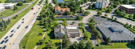 7000 S County Line Rd, Burr Ridge, IL à louer Photo de l’immeuble– Image 2 sur 5