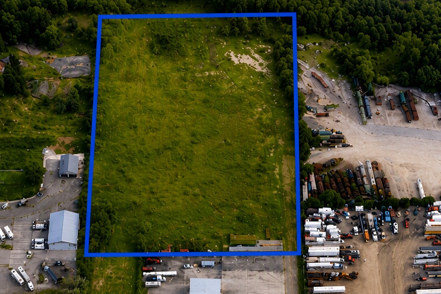 2428 Wadsworth Rd, Waukegan, IL à vendre - Photo de l’immeuble – Image 3 sur 3