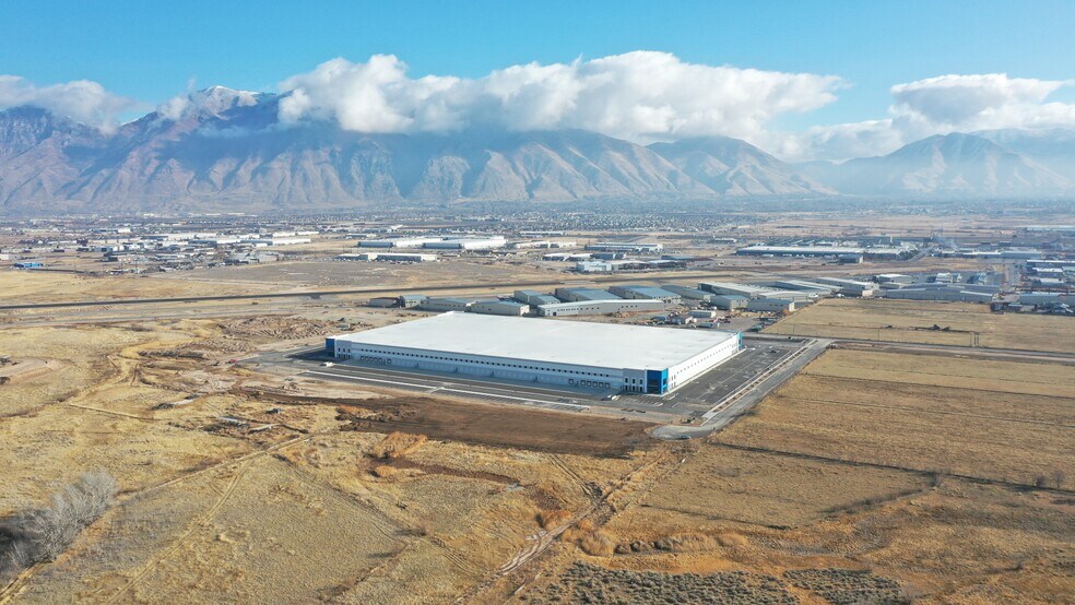 2100 N 700 W, Spanish Fork, UT à louer - Photo de l’immeuble – Image 2 sur 8