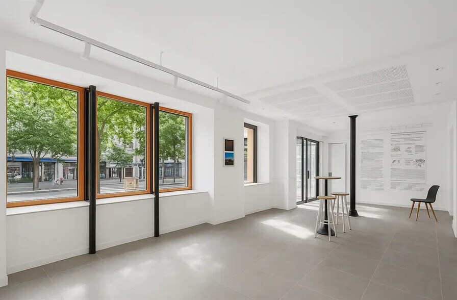 Local commercial dans Paris à louer - Photo intérieure – Image 2 sur 3