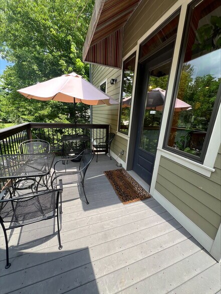 115 Main St, Mount Morris, PA à vendre - Photo de l’immeuble – Image 3 sur 7