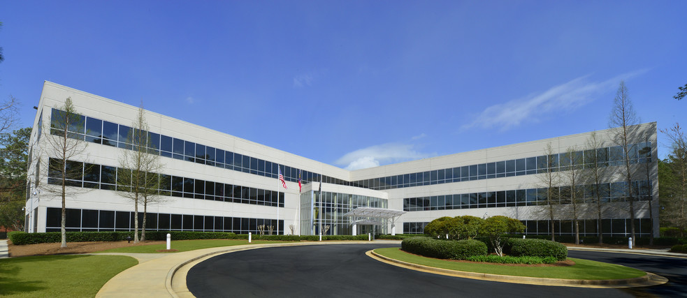 700 Westpark Dr, Peachtree City, GA à louer - Photo de l’immeuble – Image 1 sur 9