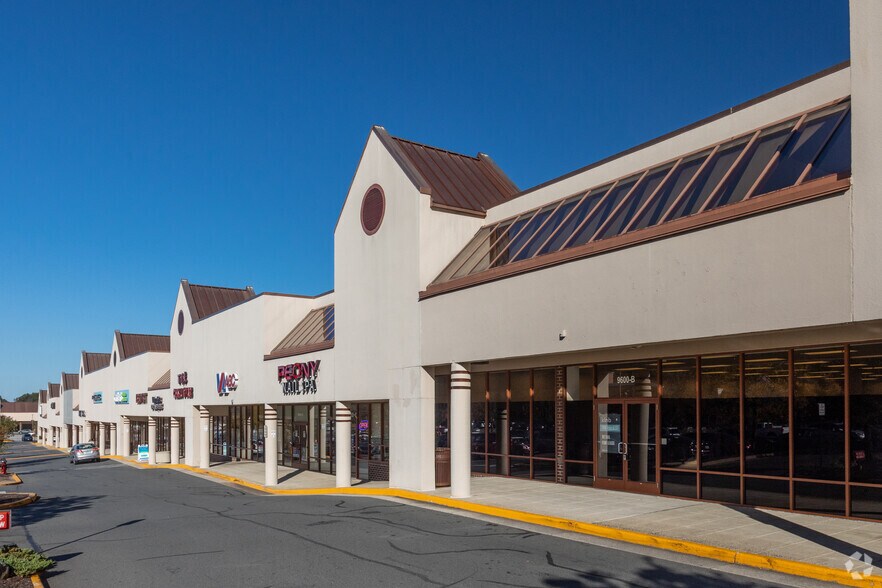 9600-9688 Main St, Fairfax, VA à louer - Photo de l’immeuble – Image 3 sur 7