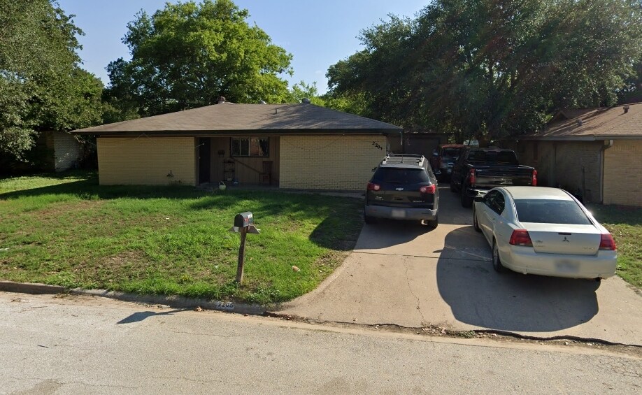 2205 Truman St, Bryan, TX à vendre - Photo principale – Image 1 sur 1