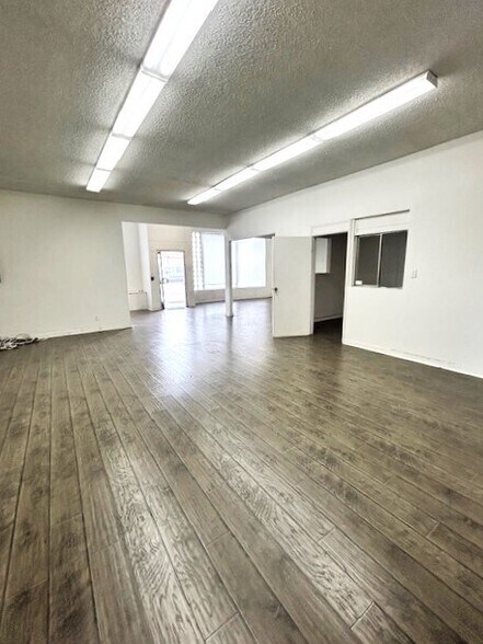 900-932 S San Pedro St, Los Angeles, CA à louer - Photo de l’immeuble – Image 2 sur 7