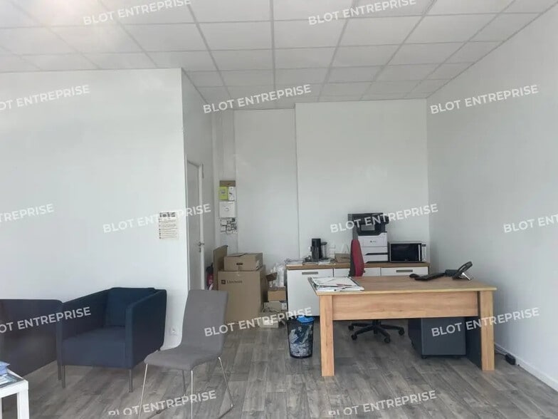 68 Rue De Vern, Rennes à louer - Photo de l’immeuble – Image 2 sur 4