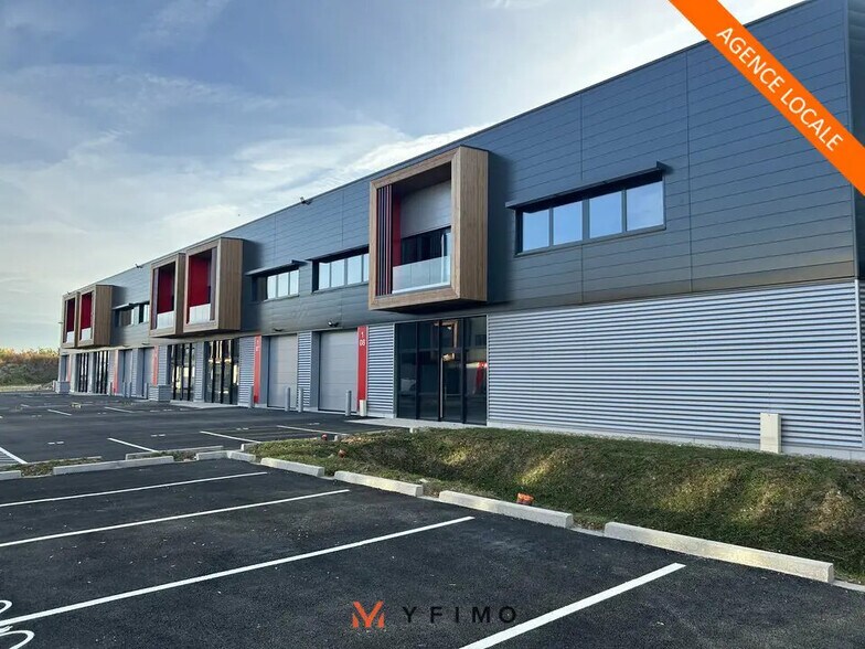 Local d’activités dans Éragny à louer - Photo de l’immeuble – Image 1 sur 5