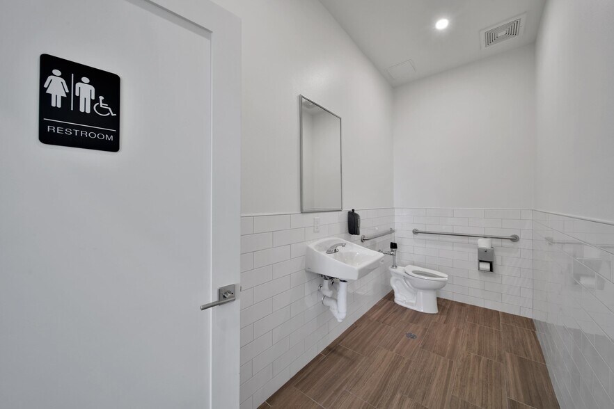 104 Louetta Road & Vintage Preserve Pky, Houston, TX à louer - Photo intérieure – Image 3 sur 19