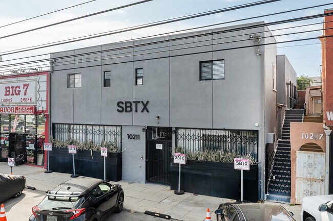 Plus de détails pour 10211-10213 Venice Blvd, Los Angeles, CA - Bureau à vendre