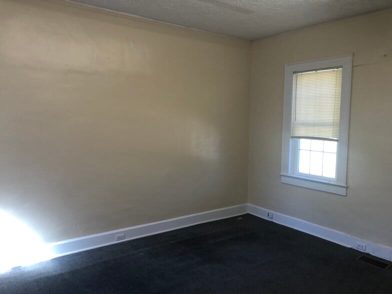 414 2nd Ave, Opelika, AL à louer - Photo intérieure – Image 3 sur 3